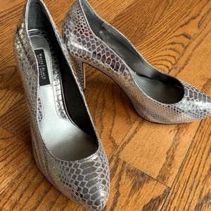 WHBM PRINTED METALLIC SNAKE HEELS